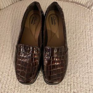 Ladies Clarks Brown Alligator Loafers